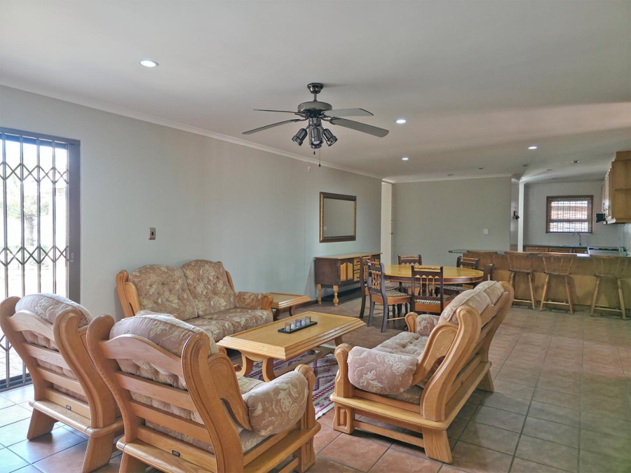3 Bedroom Property for Sale in Kleinbosch Western Cape